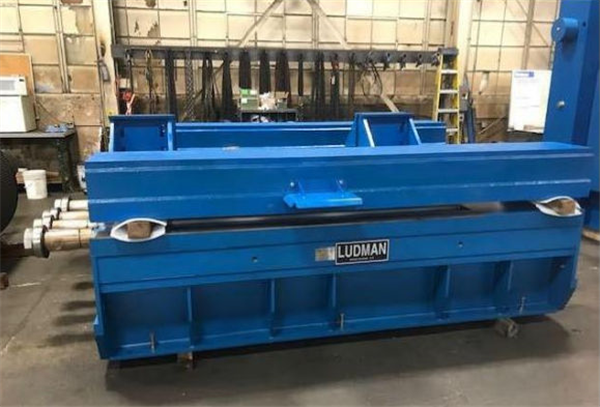 2 Units - Unused Ludman Model 4440 Compactors)